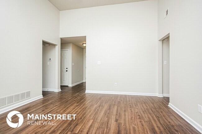 Foto del edificio - 1072 Fredrick Dr