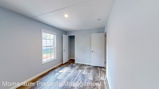 Building Photo - 3 br, 2 bath House - 2428 Ayerswood Drive
