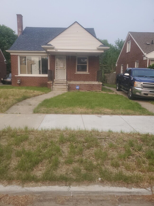 Building Photo - 12840 Grandmont Ave