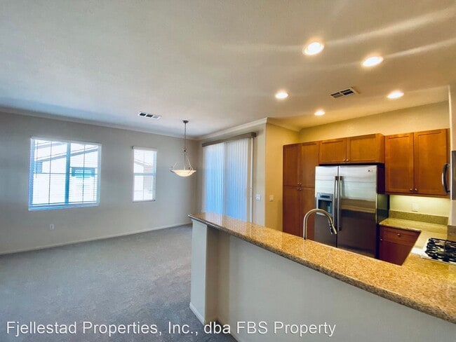 Building Photo - 2 br, 2 bath House - 12697 Savannah Creek ...
