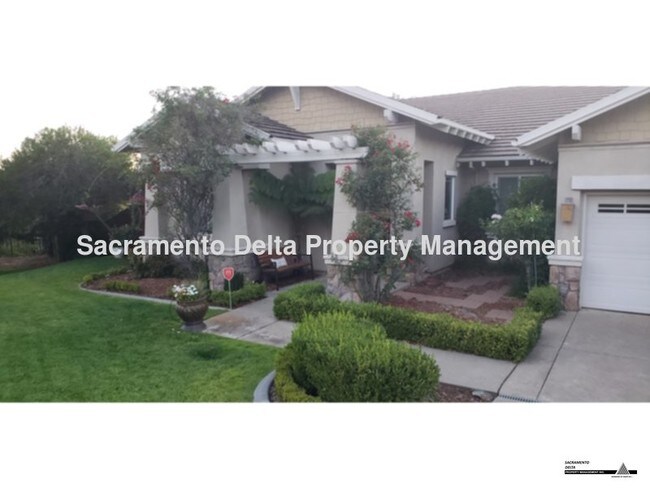 Foto del edificio - 2781 Aberdeen Ln