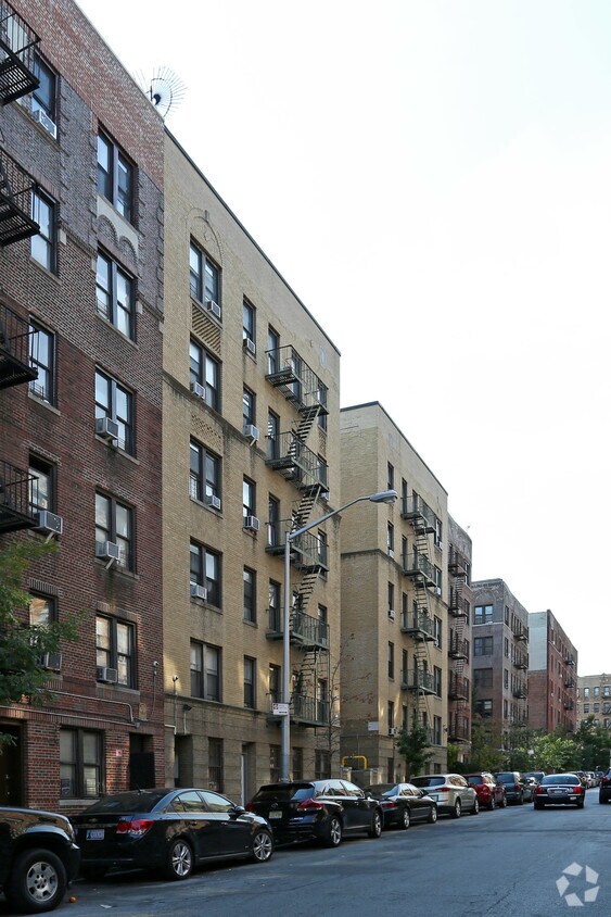 Foto del edificio - 30 Sickles St