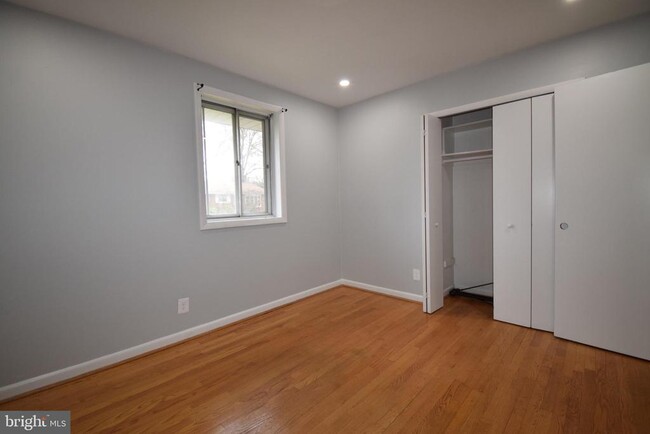 Building Photo - 14017 Adkins Rd