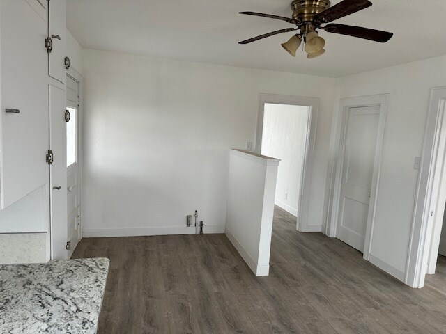 Foto del edificio - 415 S Cherry St