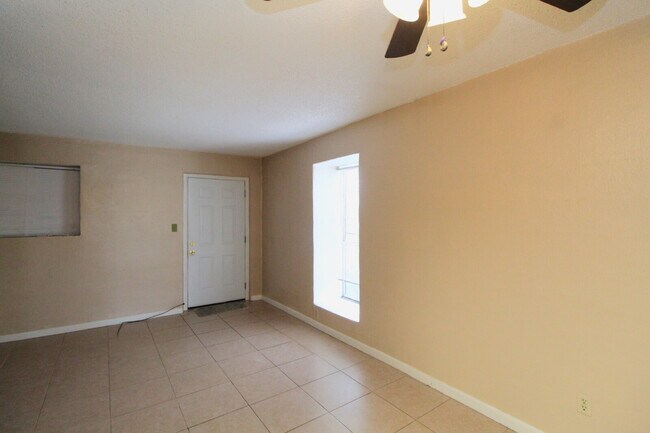 Foto del edificio - Bayfront Living Minutes from Downtown, NAS...