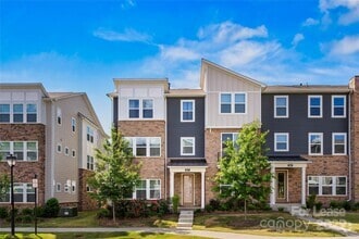 Building Photo - 1637 Unison Dr
