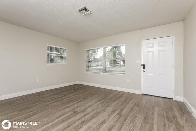 Foto del edificio - 1602 LINDALE AVE, EUSTIS, FL 32726