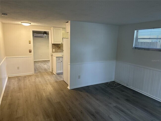 Foto del edificio - 618 Dogwood Ct