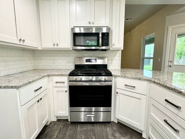 Foto del edificio - 315 W Cypress St