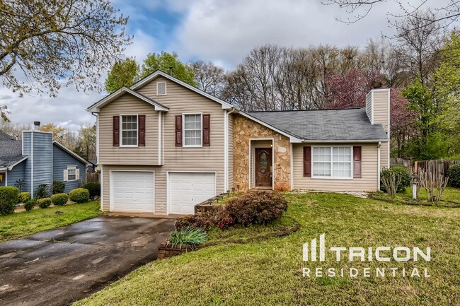 Building Photo - 218 River Birch Dr