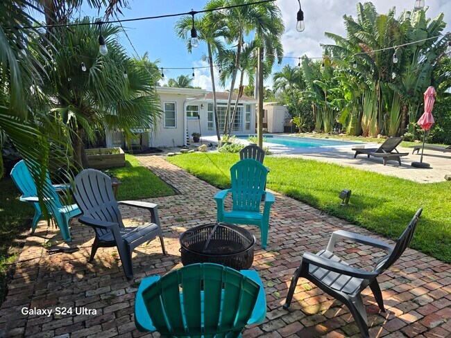 Foto del edificio - 125 NW 10th St