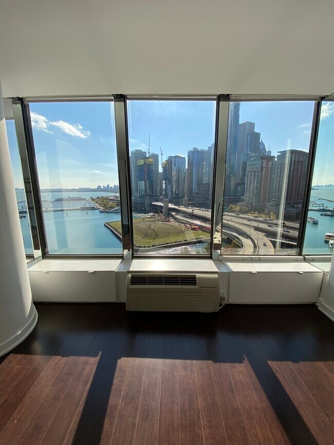 Foto del edificio - 505 N Lake Shore Dr