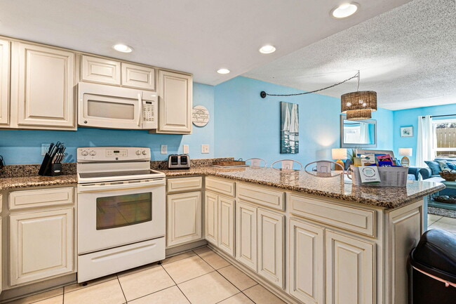 Building Photo - 770 Sundial Ct