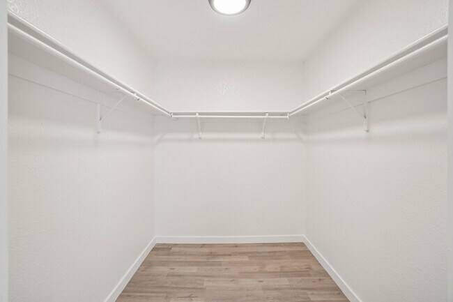 Walk-In Closet - 350 S Elizabeth St