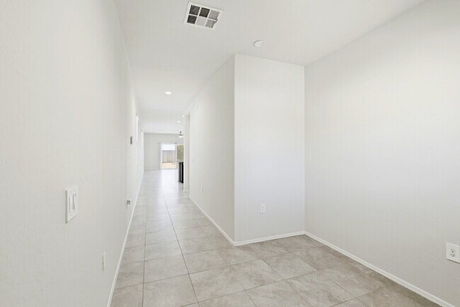 Foto del edificio - 35423 W San Sisto Ave