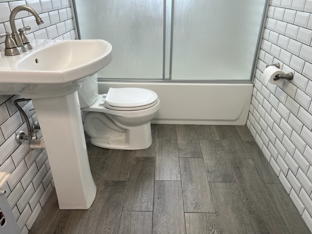 Brand New Bath - 2940 Stevens St