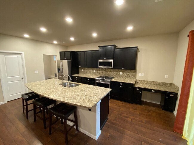 Foto del edificio - 3344 Juno Ct NE