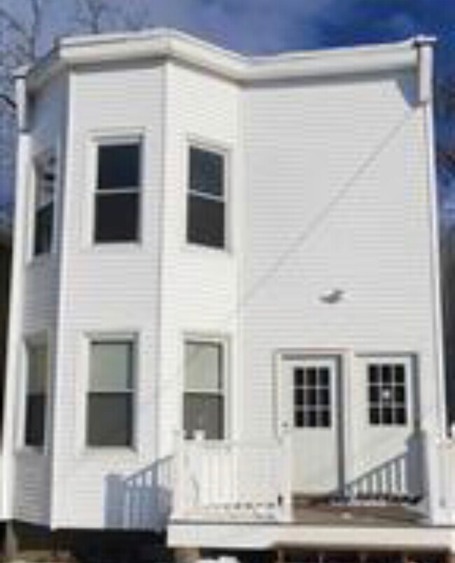 Building Photo - 2320 15th St