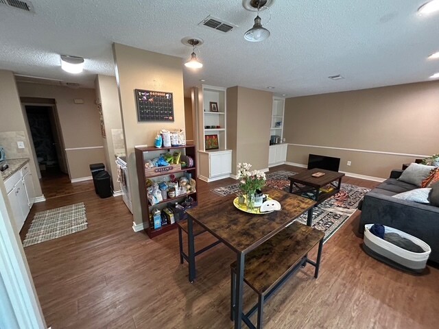 Foto del edificio - 1606 Lemon Tree Ln