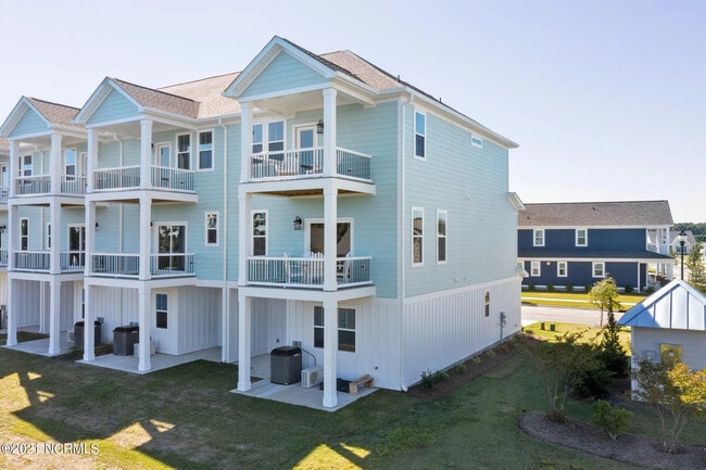 Building Photo - 332 Gannet Pl