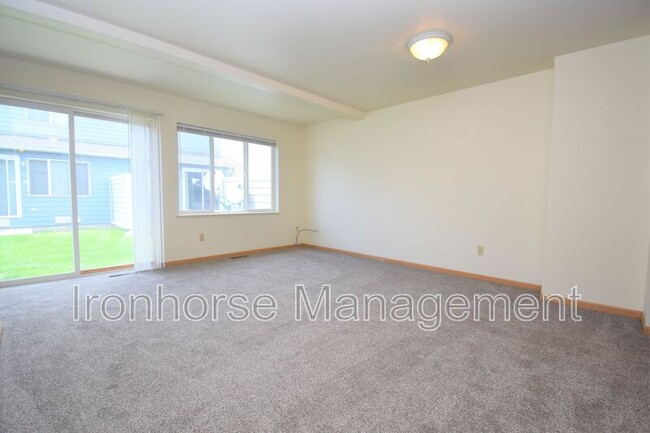 Building Photo - 2411 Wheeler Dr