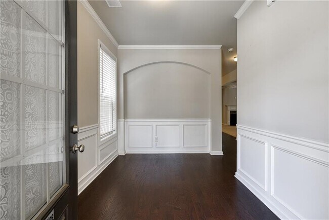 Building Photo - 5216 Apple Grove Rd NE