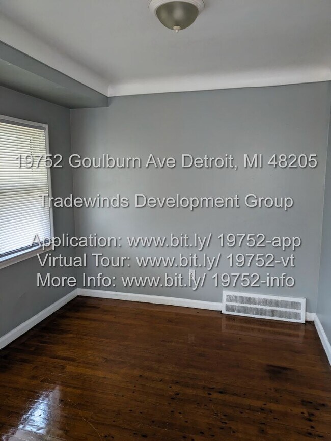 Building Photo - 19752 Goulburn 3 bed/2bath with formal din...