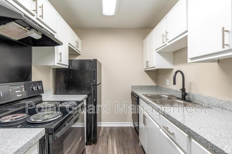 Foto principal - 4580 W Kiest Blvd