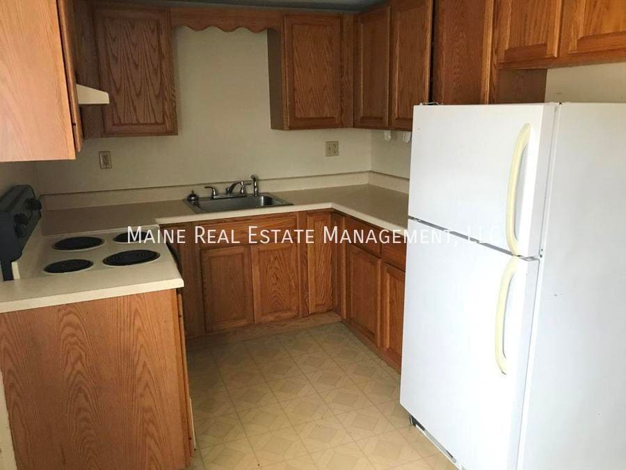 Primary Photo - 2412 Western Ave