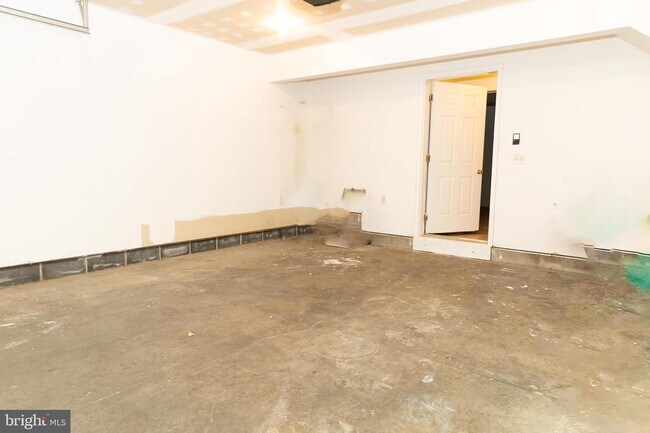 Foto del edificio - 6340 Galleon Drive