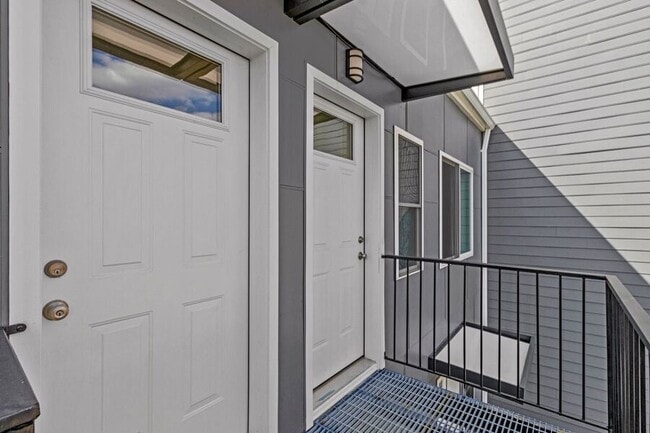 Photo - 1929 2nd St NE Apartment