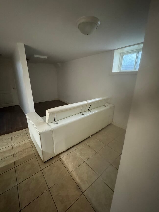 living space - 135 Leyton Av