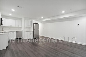 Building Photo - 4021 Haverford Ave