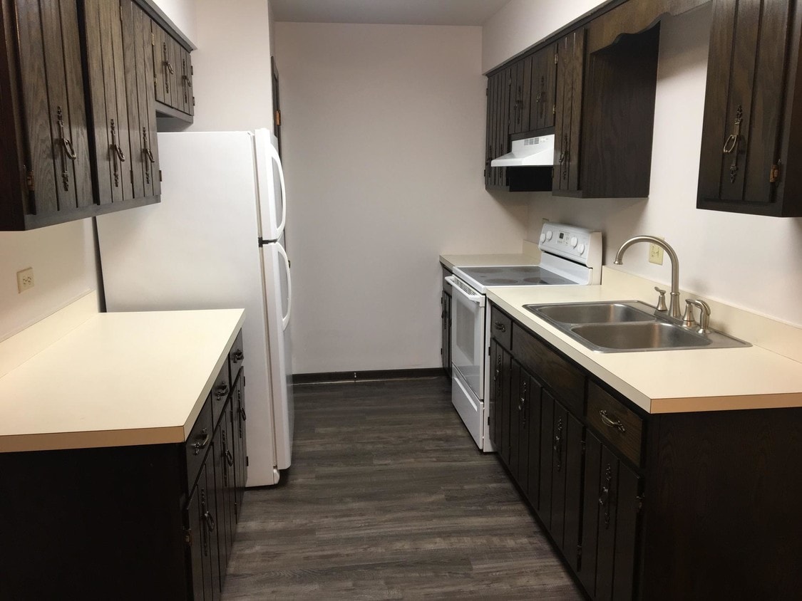 1006 Shagbark Rd, New Lenox, IL 60451 Apartments in New Lenox, IL