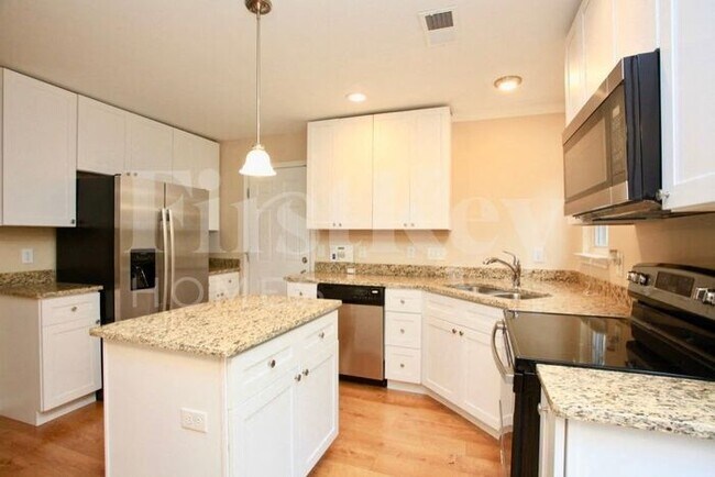 Foto del edificio - 3817 Sipes Ln
