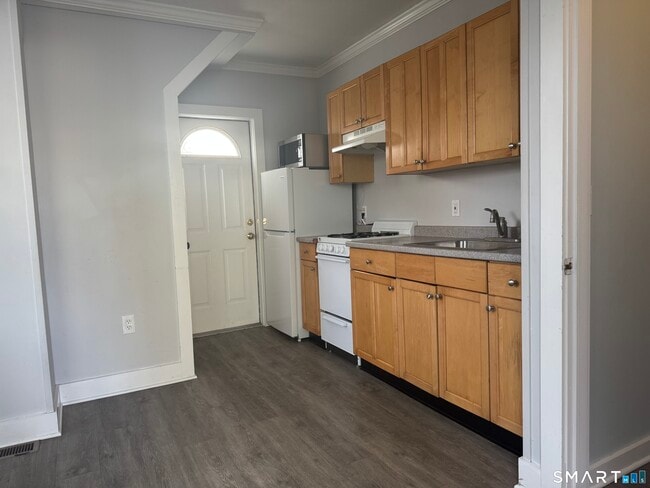 Foto del edificio - 210 Prospect Ave