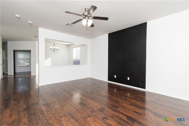 Foto del edificio - 2608 Moose Hide Dr