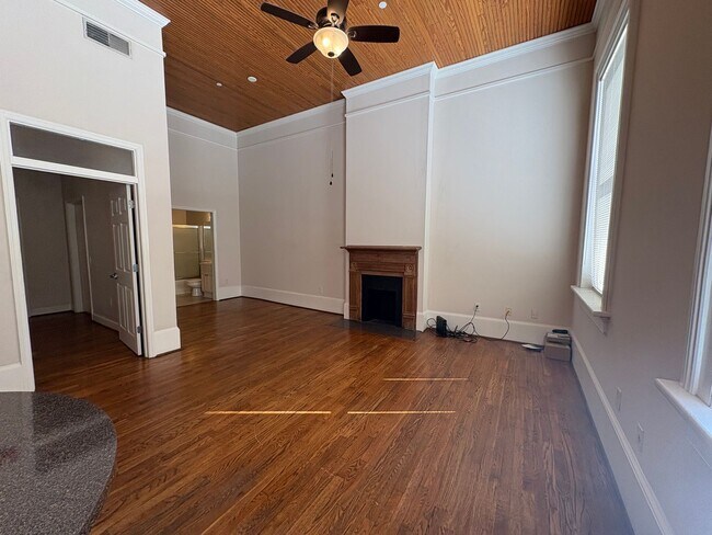 Foto del edificio - 490 Poplar St