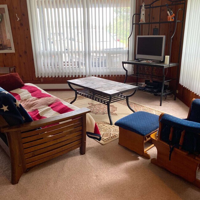 757 Ocean Ct NW, Ocean Shores, WA 98569 Townhome Rentals in Ocean