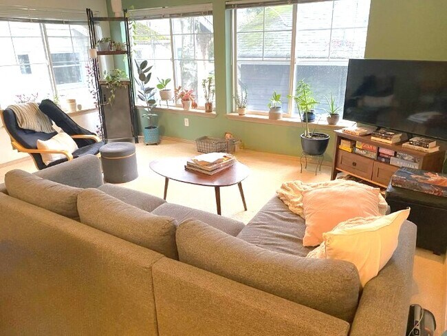 Foto del edificio - 7543 11th Ave NE #B