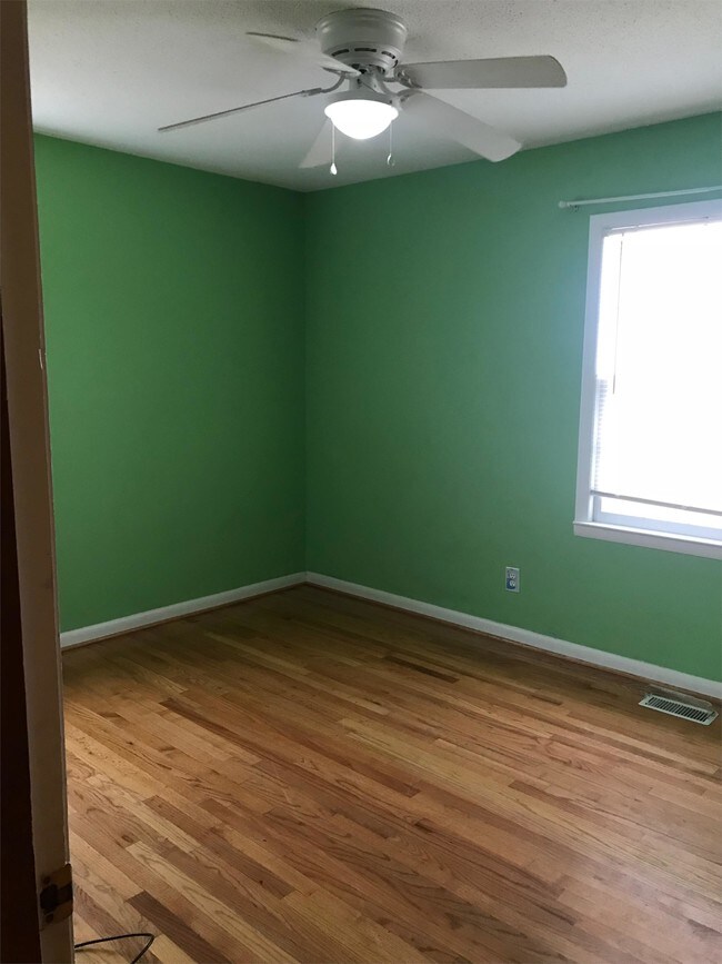 Photo - 711 N 13th St