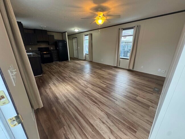 Foto del edificio - 48596 Leafdale Ct