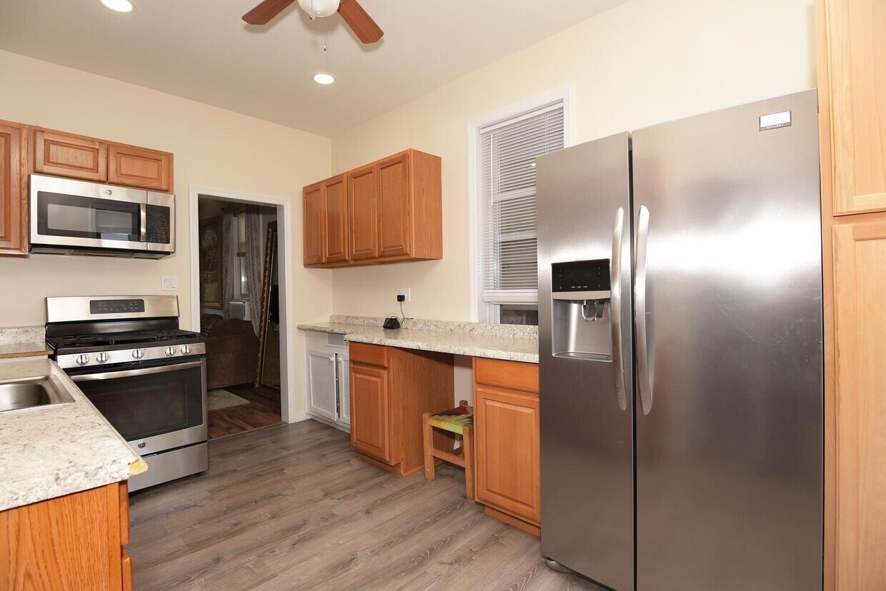 219 8th St, Fairview, NJ 07022 House Rental in Fairview, NJ