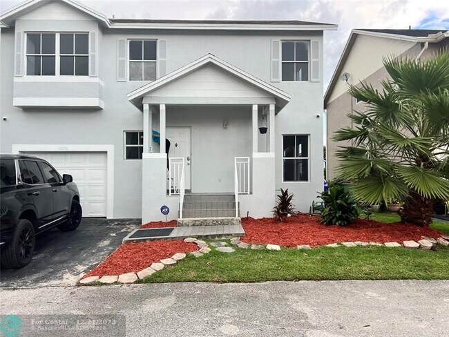 Foto del edificio - 10201 NW 3rd Ct