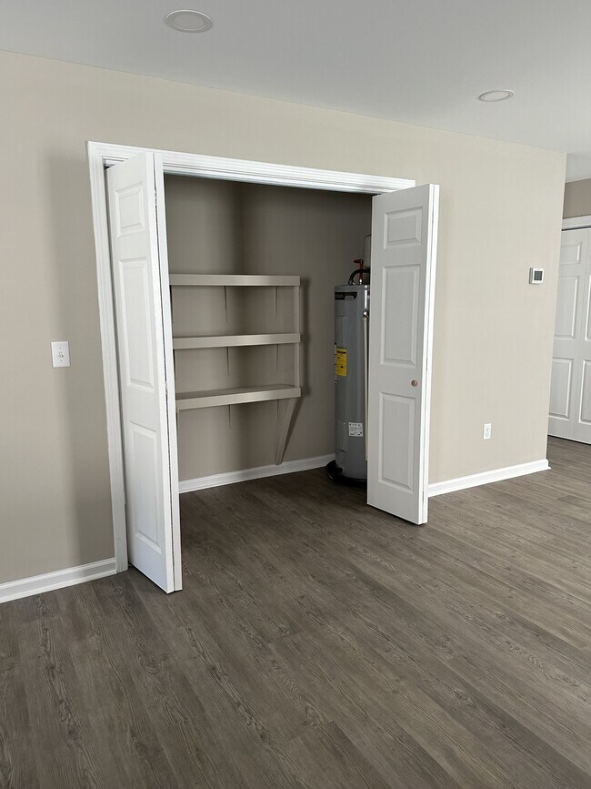 Foto del edificio - 305 E 22nd St