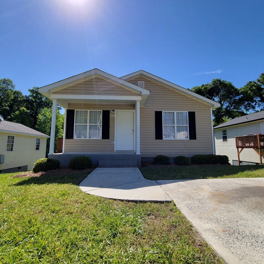 1836 Middle St, Gastonia, NC 28052 House Rental in Gastonia, NC