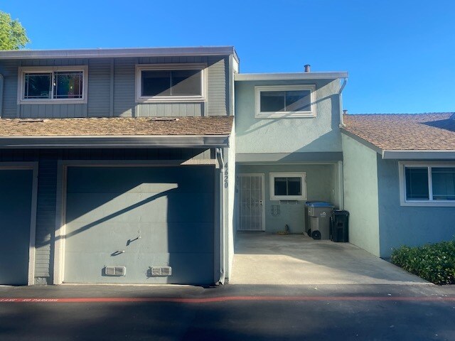 Primary Photo - 4260 Japonica Way