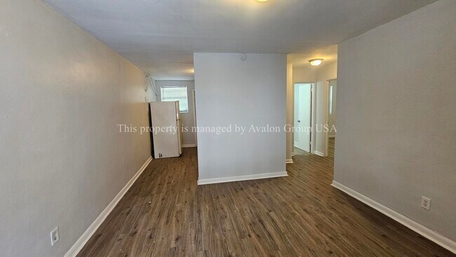 Foto del edificio - 604 W 18th St