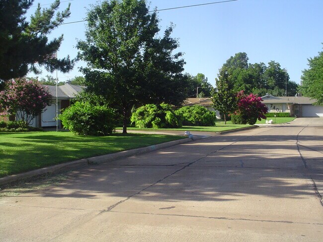 Foto del edificio - 410 NW 74th St