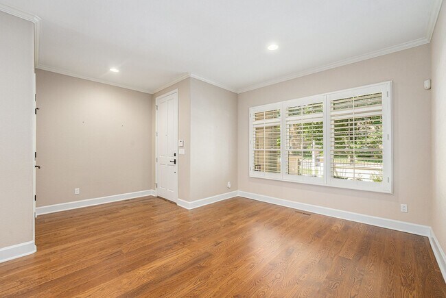Foto del edificio - Stunning Home in the Heart of Cherry Creek...